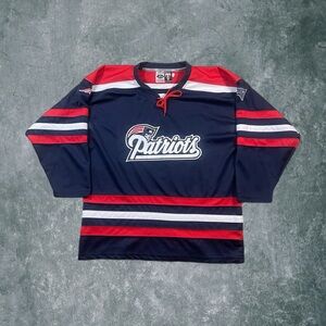 NFL Tough Jersey Hockey Wear New England Patriots Football Jersey #7 Sz Adult Sm